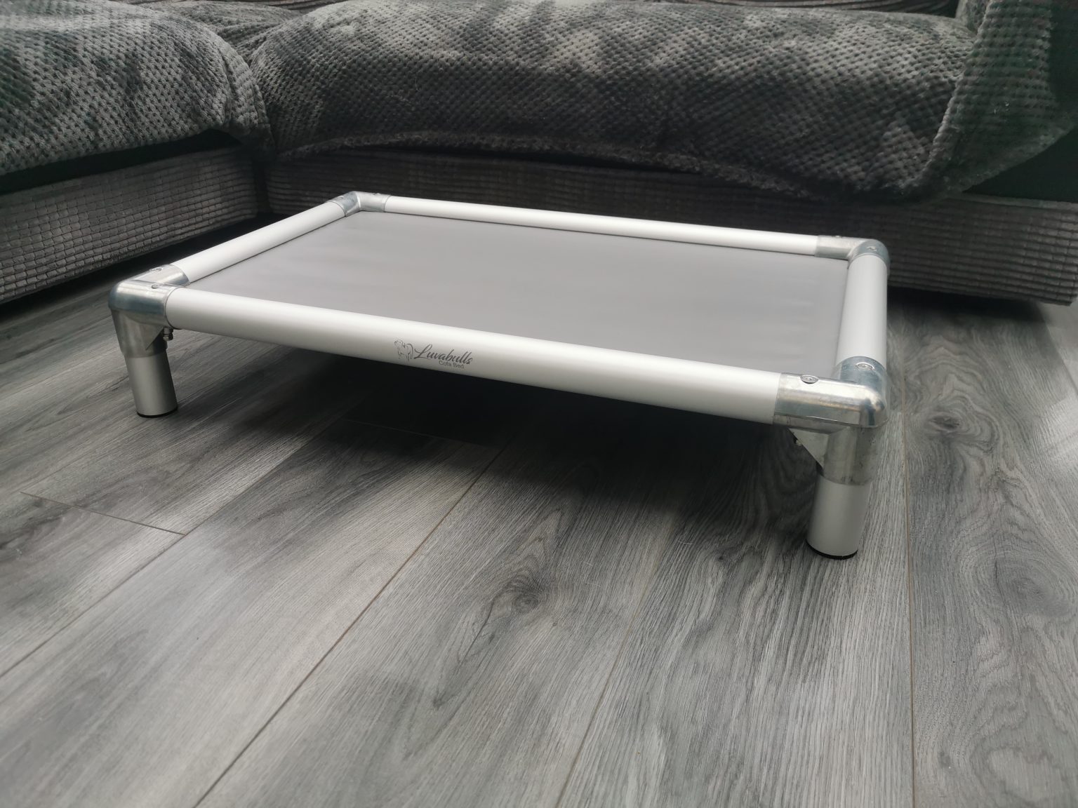 The Cofa Bed: aluminium frame and grey platform